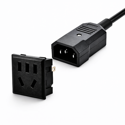 Tomada de alimentação CA IEC 60320 10A 1500V para montagem em painel para sistemas UPS